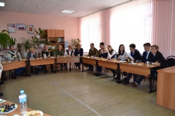 Заседание круглого стола"Комсомольская юность моя"
